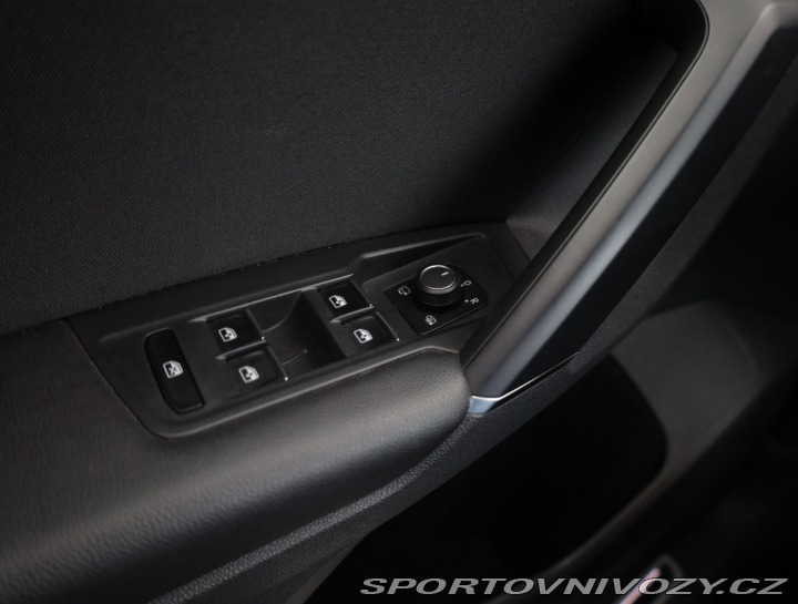 Volkswagen Ostatní modely Tiguan Highline 2.0 TSI 2018