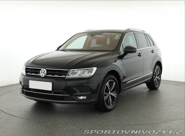 Volkswagen Ostatní modely Tiguan Highline 2.0 TSI 2018