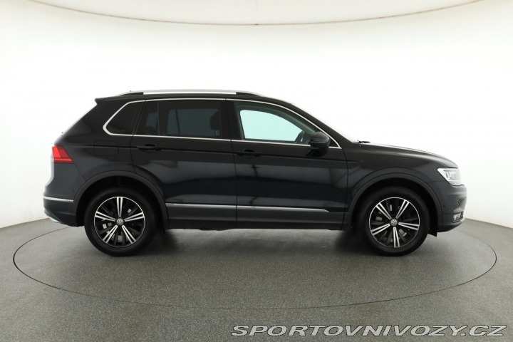 Volkswagen Ostatní modely Tiguan Highline 2.0 TSI 2018