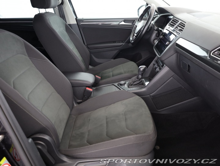 Volkswagen Ostatní modely Tiguan Highline 2.0 TSI 2018