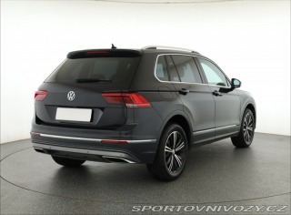 Volkswagen Ostatní modely Tiguan Highline 2.0 TSI 2018