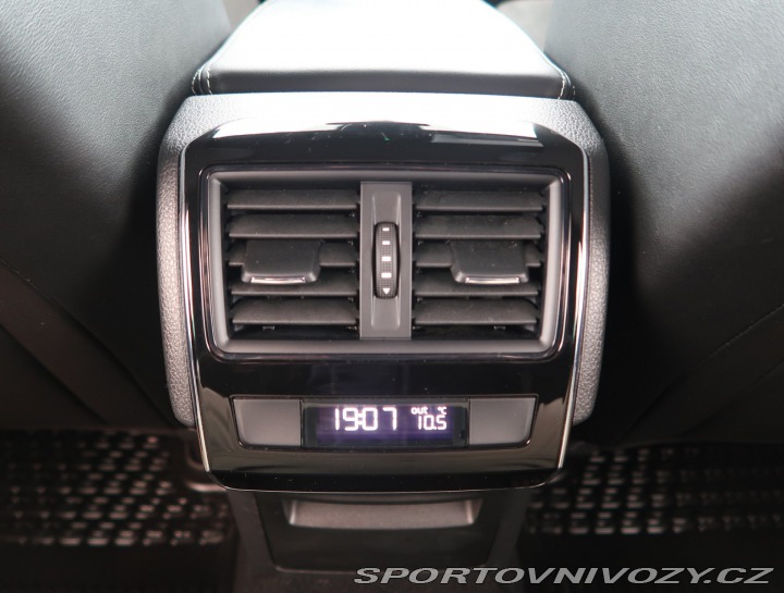 Škoda Superb Sportline 2.0 TSI 2020