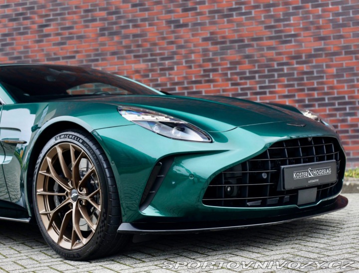 Aston Martin V8 Vantage | NaSklade - Mal 2024