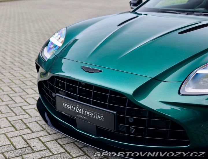 Aston Martin V8 Vantage | NaSklade - Mal 2024