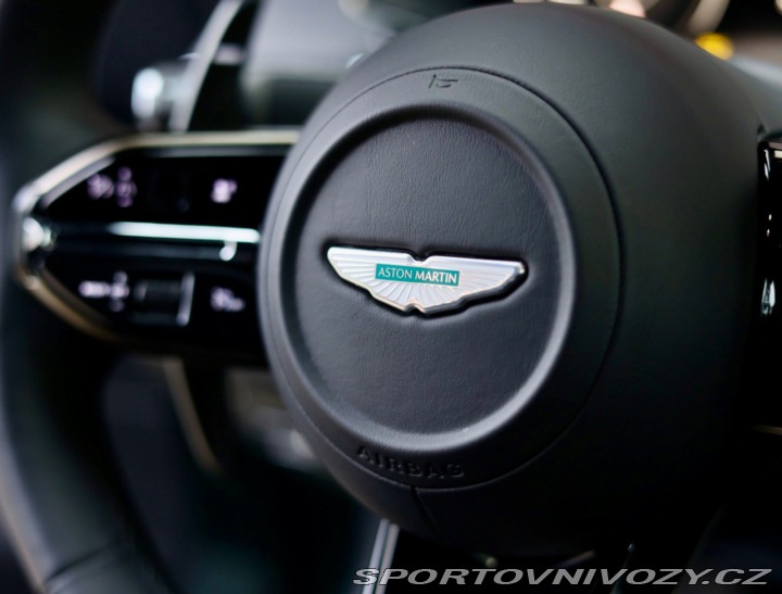 Aston Martin V8 Vantage | NaSklade - Mal 2024