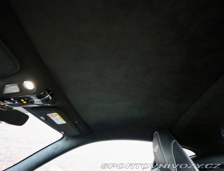 Aston Martin V8 Vantage | NaSklade - Mal 2024