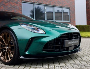 Aston Martin V8 Vantage  | NaSklade - Mal 2024