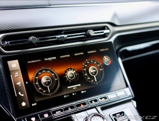 Aston Martin V8 Vantage  | NaSklade - Mal 2024