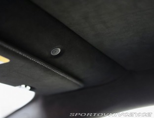 Aston Martin V8 Vantage  | NaSklade - Mal 2024