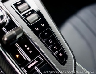 Aston Martin V8 Vantage  | NaSklade - Mal 2024