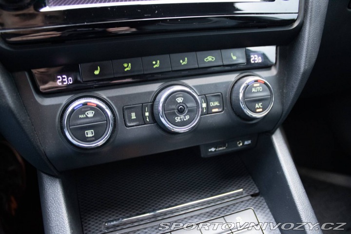 Škoda Octavia RS Combi 2.0 TFSI RS DSG 16 2014