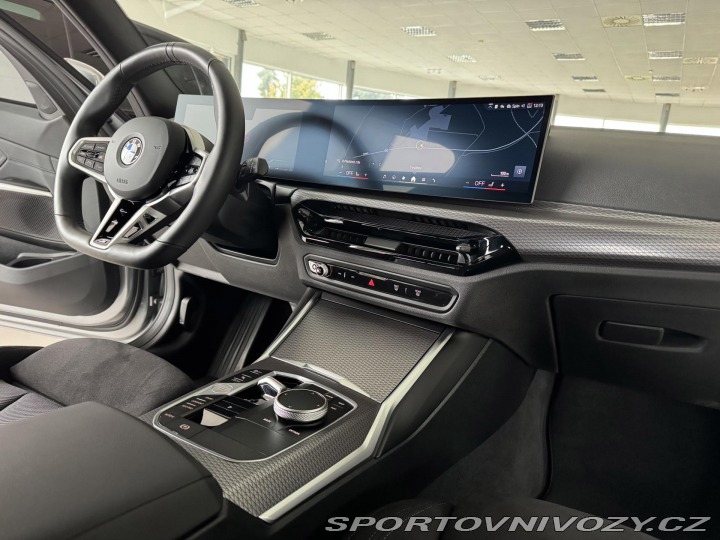 BMW 3 330i xDrive*M-SPORT*Kamer 2025