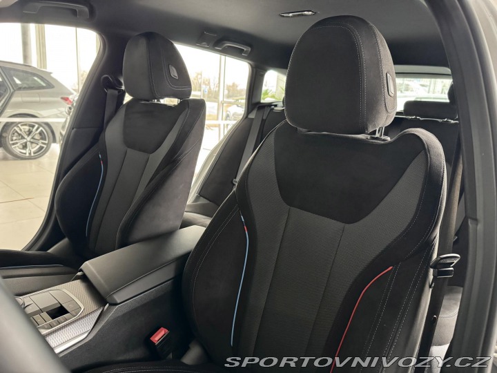 BMW 3 330i xDrive*M-SPORT*REZER 2025