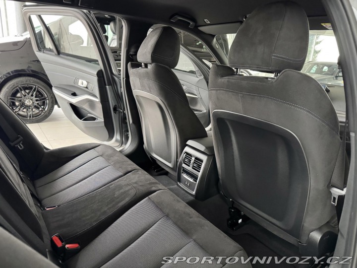 BMW 3 330i xDrive*M-SPORT*REZER 2025