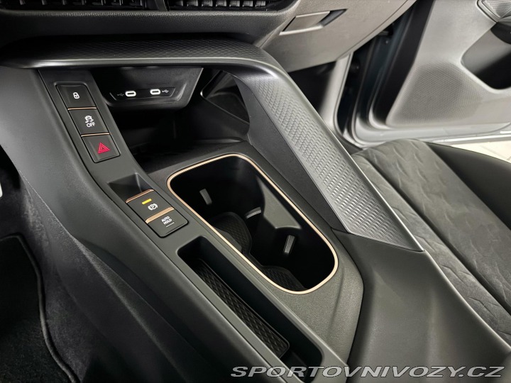 Cupra Terramar 2,0TSI VZ 265*4x4*Matrix* 2025