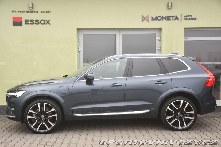 Volvo Ostatní modely XC60 T8 RECHARGE AWD PANO B&am 2022