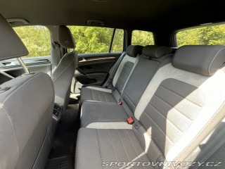 Volkswagen Golf R variant 2016