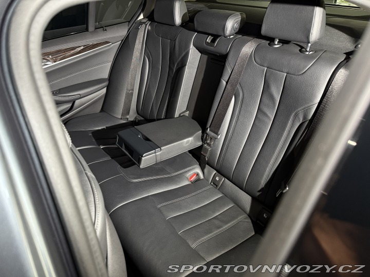 BMW 5 530xD*HUD*360*Nezavis*Sof 2019