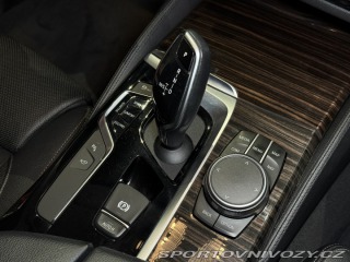 BMW 5 530xD*HUD*360*Nezavis*Sof 2019