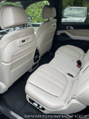 BMW X7  2020
