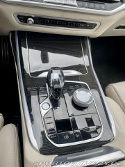 BMW X7  2020