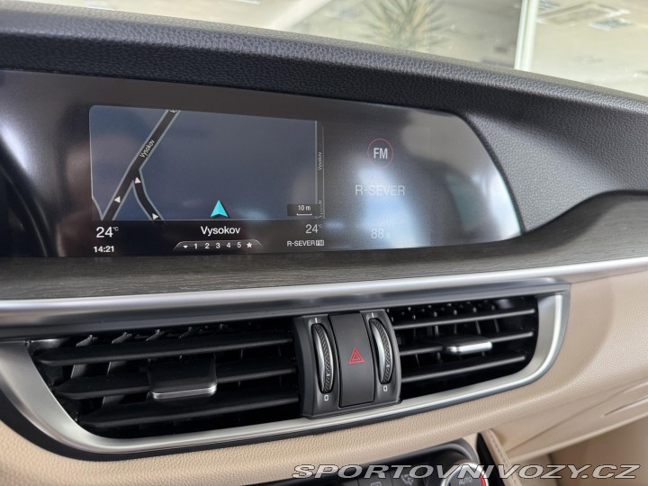 Alfa Romeo Stelvio 2,0T Q4*206kW*REZERVACE! 2018