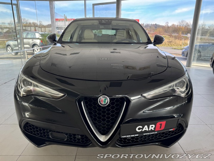 Alfa Romeo Stelvio 2,0T Q4*206kW*REZERVACE! 2018
