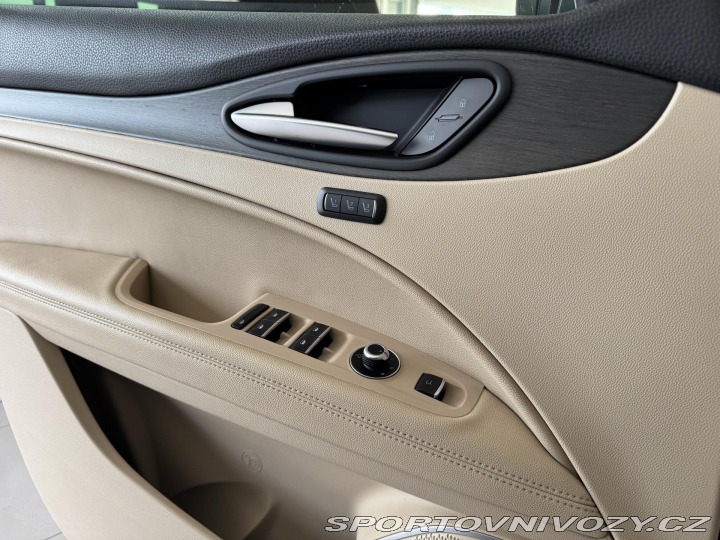 Alfa Romeo Stelvio 2,0T Q4*206kW*REZERVACE! 2018