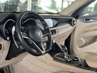 Alfa Romeo Stelvio 2,0T Q4*206kW*KeyLess*Kam 2018