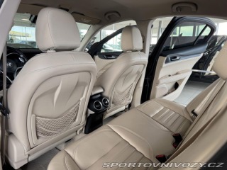 Alfa Romeo Stelvio 2,0T Q4*206kW*KeyLess*Kam 2018