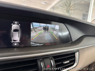 Alfa Romeo Stelvio 2,0T Q4*206kW*KeyLess*Kam 2018