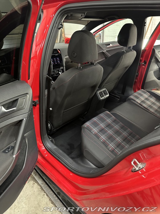 Volkswagen Golf Gti 7.5 2018