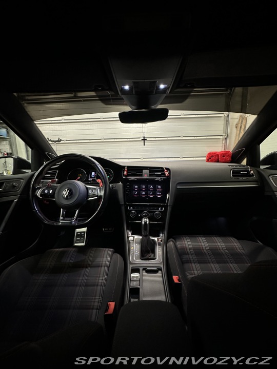 Volkswagen Golf Gti 7.5 2018