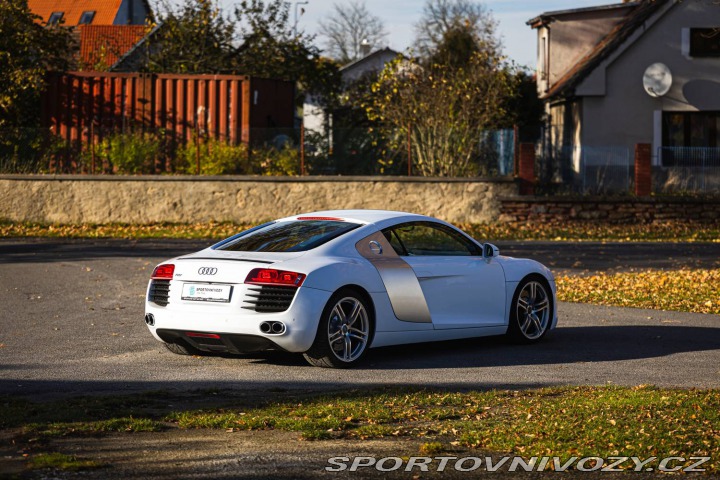 Audi R8 2010