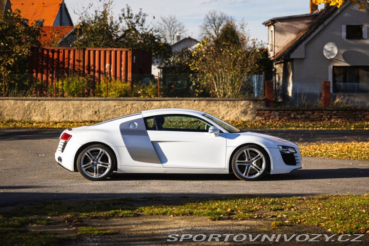 Audi R8 2010