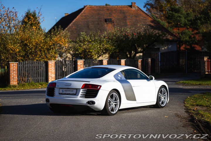 Audi R8 2010