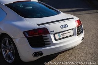 Audi R8  2010