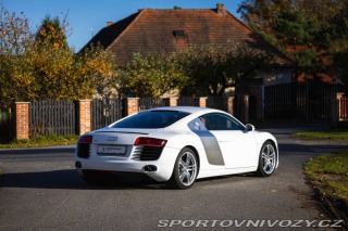 Audi R8  2010