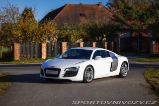 Audi R8  2010