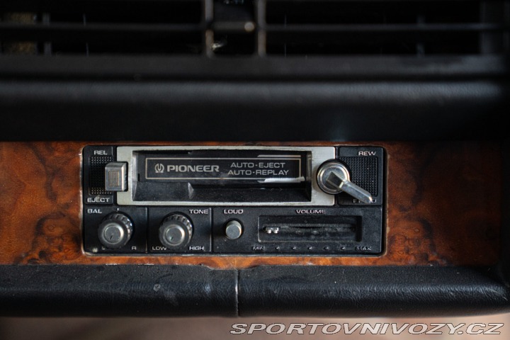 Bentley Ostatní modely EIGHT SALOON 1980