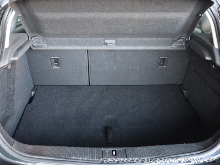 Opel Astra Cosmo 1.6 T 2012