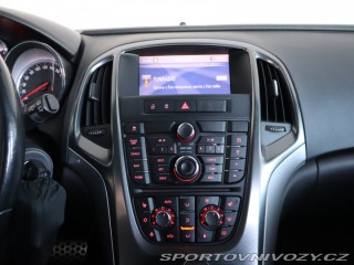 Opel Astra Cosmo 1.6 T 2012