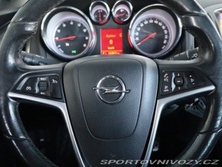 Opel Astra Cosmo 1.6 T 2012