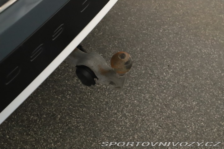 Volvo V90 Cross Country Momentum PR 2020