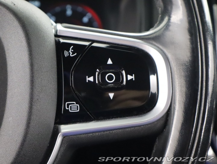 Volvo V90 Cross Country Summum D5 2 2017