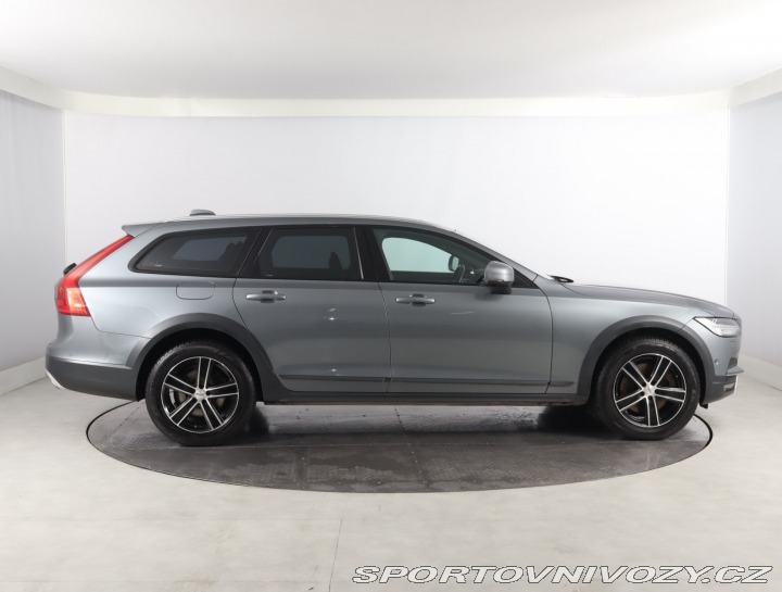 Volvo V90 Cross Country Summum D5 2 2017