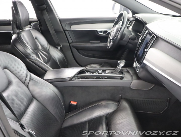 Volvo V90 Cross Country Summum D5 2 2017