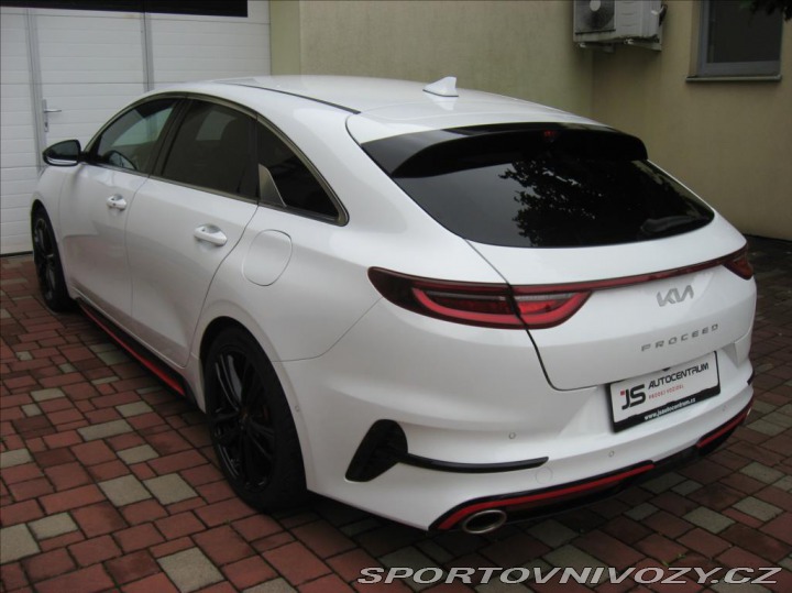 Kia ProCeed 1,6 T-GDI 204PS  GT A/T 2022
