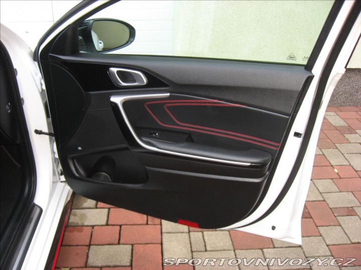 Kia ProCeed 1,6 T-GDI 204PS  GT A/T 2022