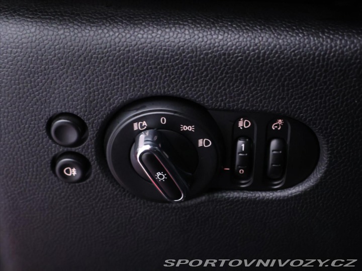 Mini One 1,5 i 75kW JCW Kůže 1.Maj 2018